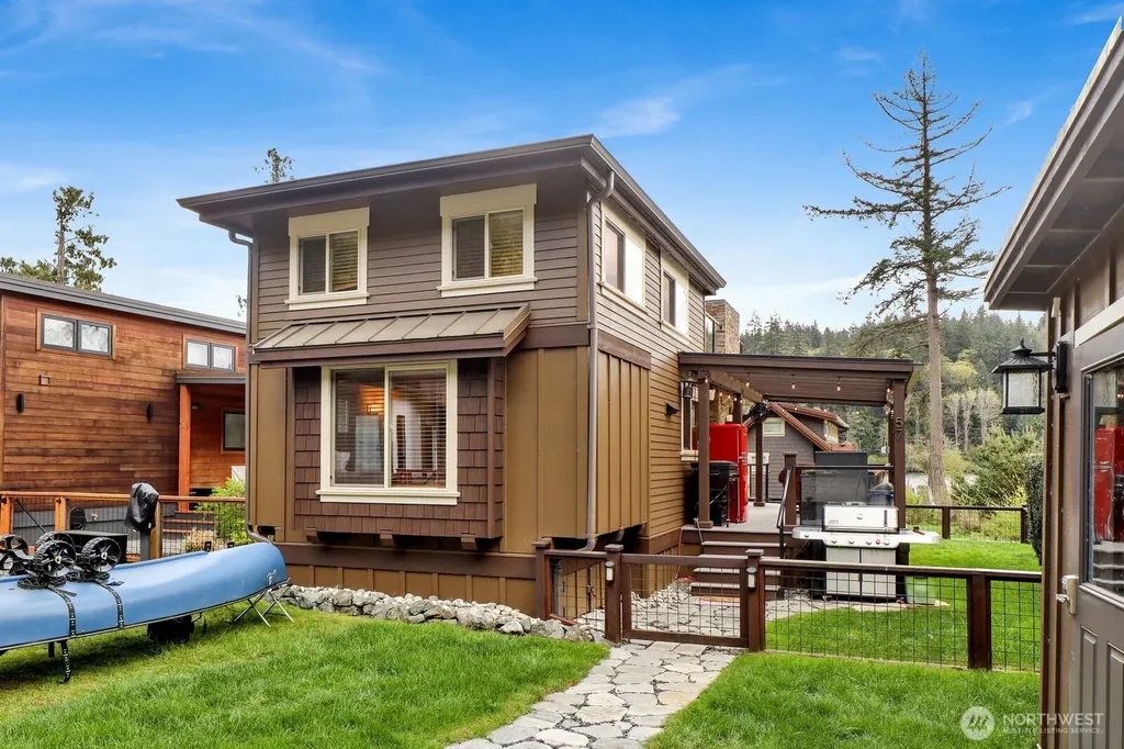 990 S Lake Whatcom Sedro Woolley WA 98284