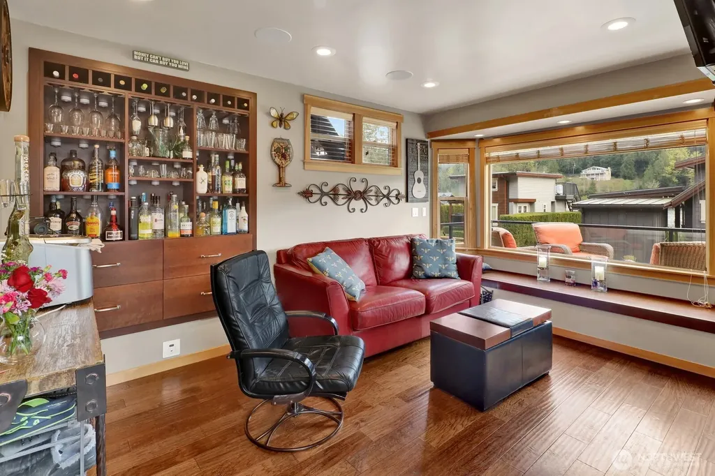 990 S Lake Whatcom Sedro Woolley WA 98284