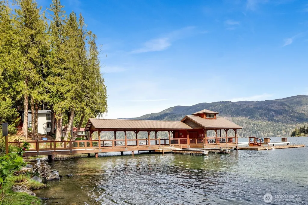 990 S Lake Whatcom Sedro Woolley WA 98284
