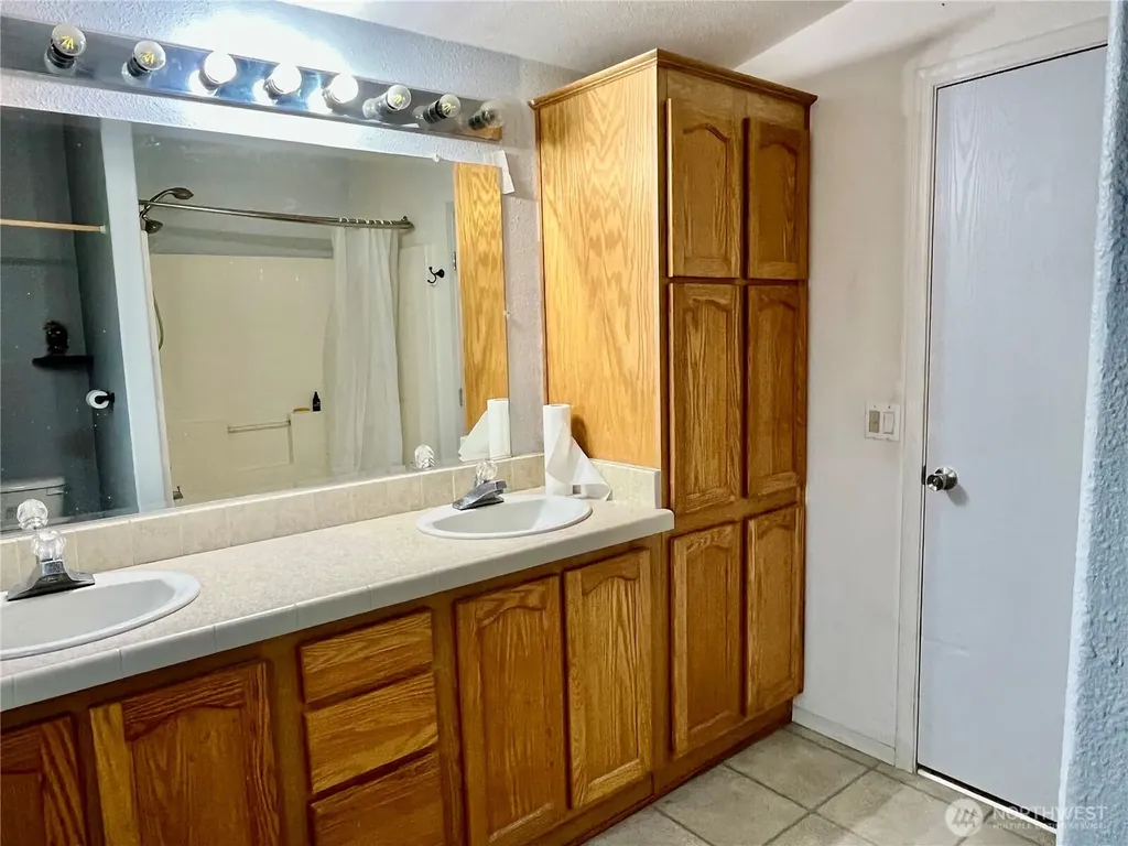 41 Allen Drive Sequim WA 98382