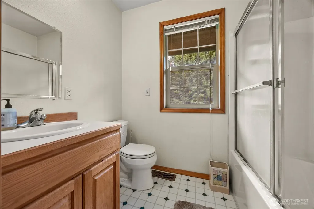 122 Ridge View Drive Randle WA 98377