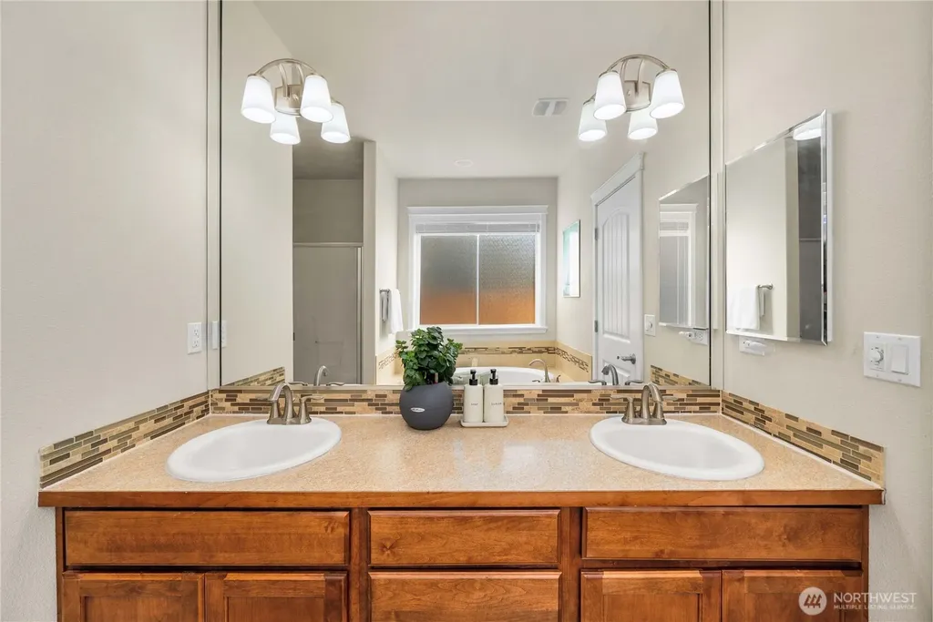 3213 Emma Court SE Olympia WA 98501