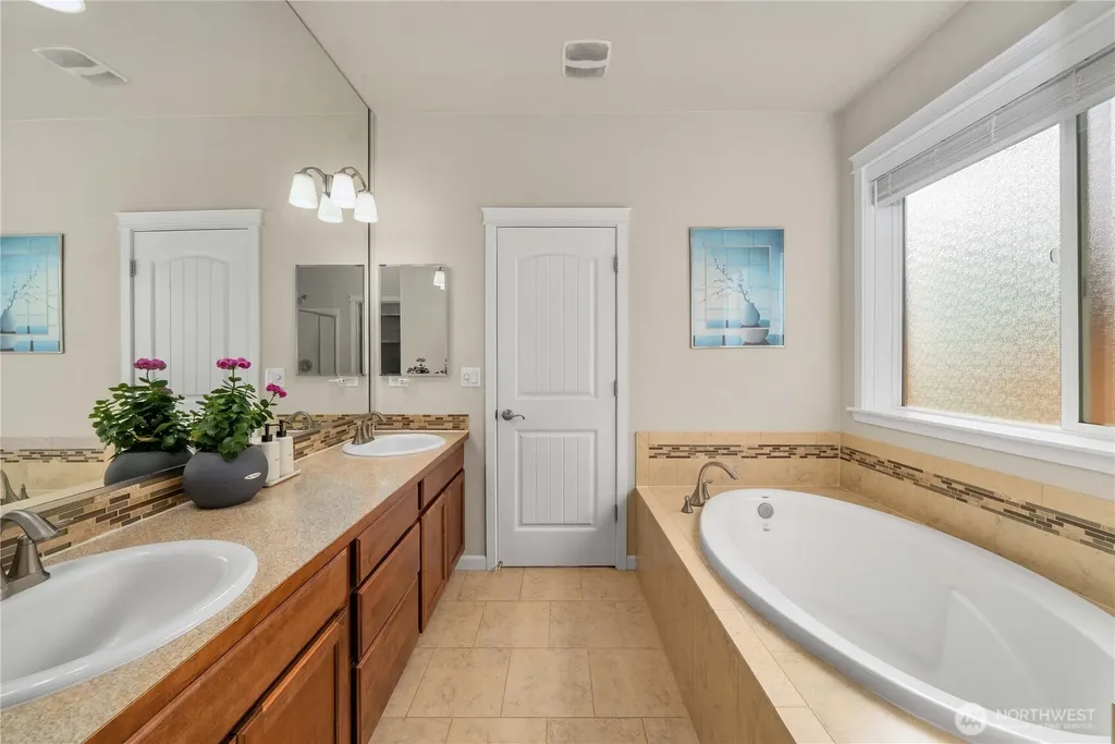 3213 Emma Court SE Olympia WA 98501