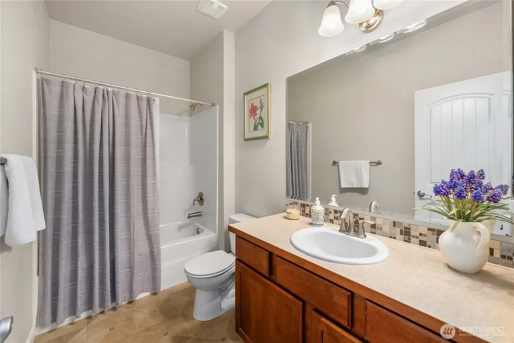 3213 Emma Court SE Olympia WA 98501