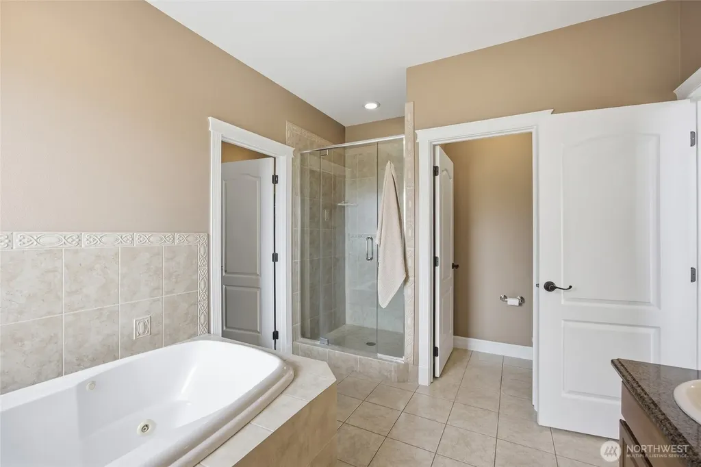 228 SE Pelican Moses Lake WA 98837