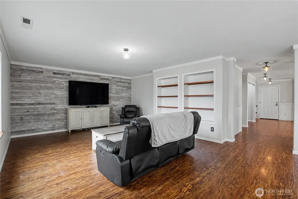 20221 52nd Avenue E Spanaway WA 98387