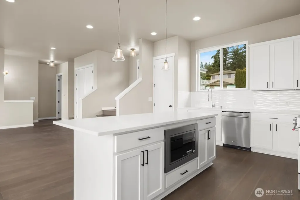 2216 Cleven Park Road Camano Island WA 98282