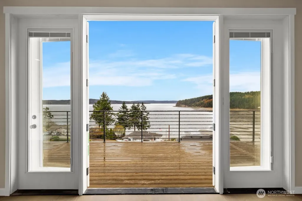 2216 Cleven Park Road Camano Island WA 98282