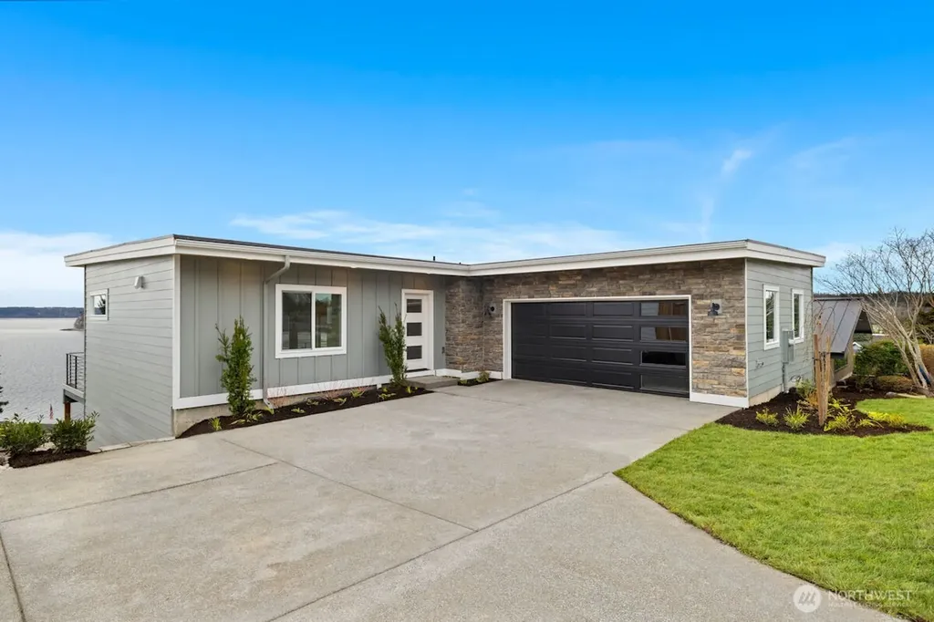 2216 Cleven Park Road Camano Island WA 98282