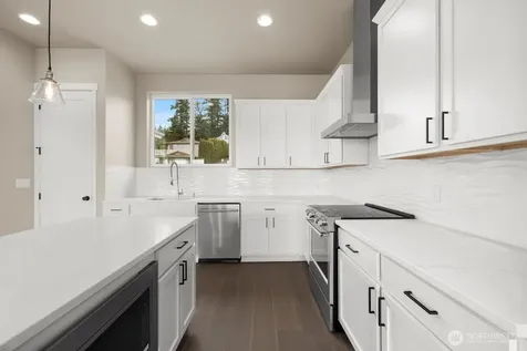 2216 Cleven Park Road Camano Island WA 98282