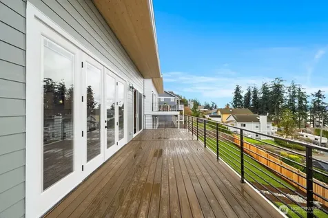 2216 Cleven Park Road Camano Island WA 98282