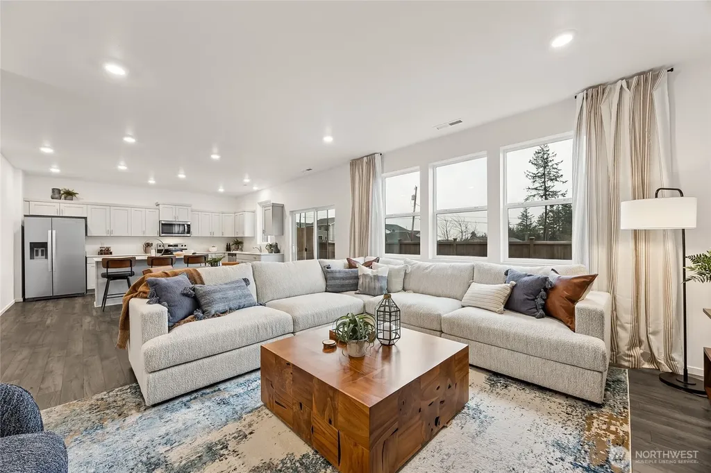 1468 Pecheos Avenue Buckley WA 98321