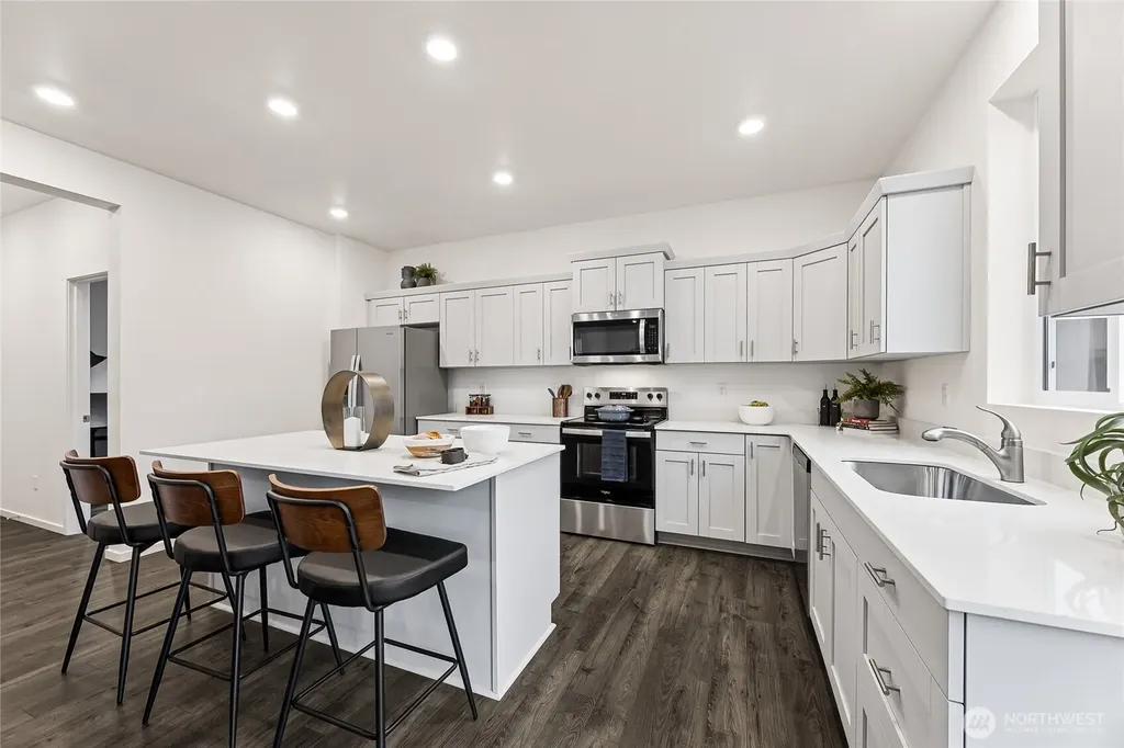 1468 Pecheos Avenue Buckley WA 98321