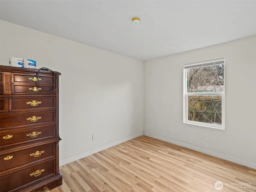 11040 14th Avenue SW Seattle WA 98146