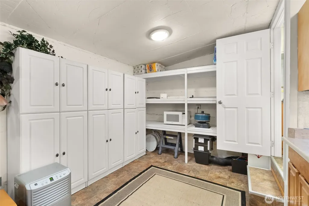 37413 34th Avenue S Roy WA 98580
