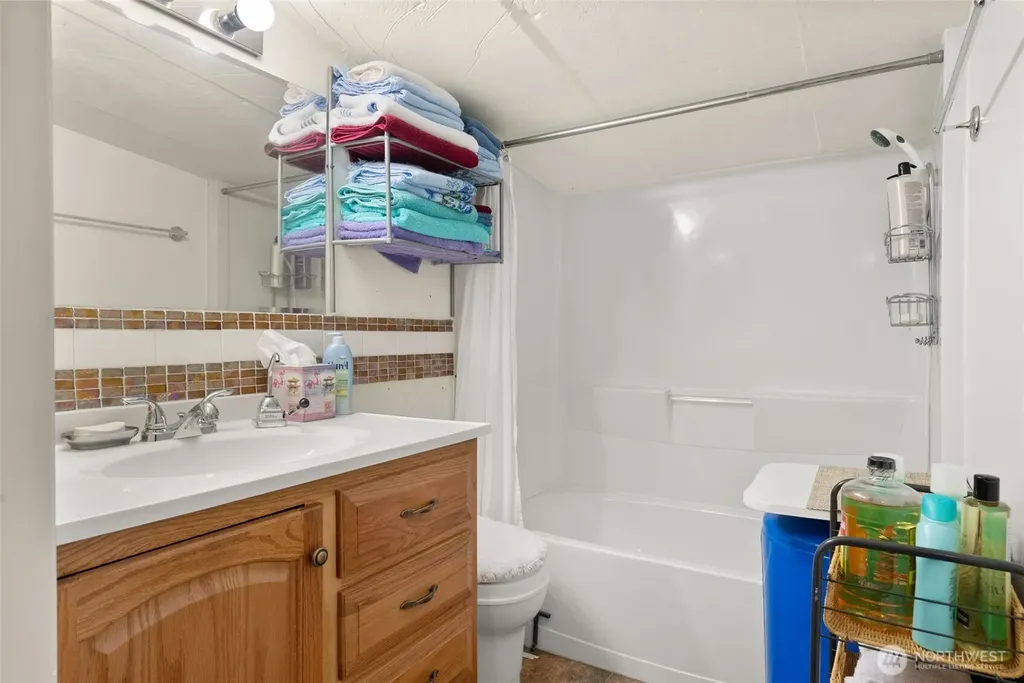 37413 34th Avenue S Roy WA 98580