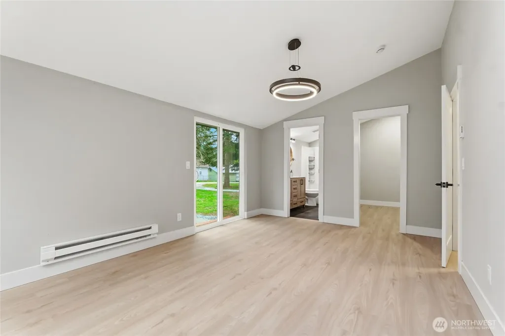 35224 312th Way SE Enumclaw WA 98022