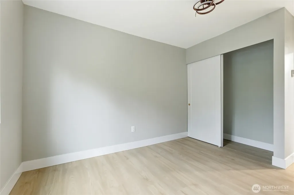 35224 312th Way SE Enumclaw WA 98022