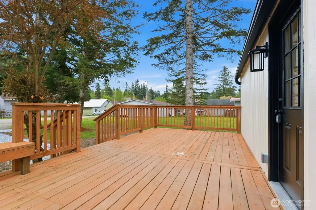 35224 312th Way SE Enumclaw WA 98022