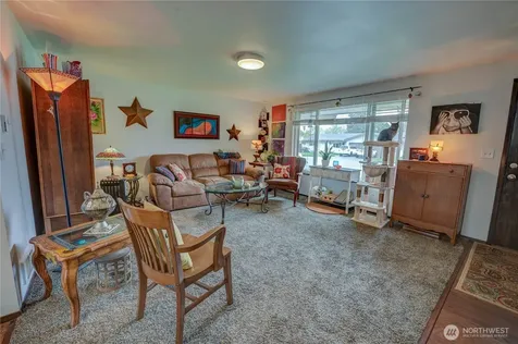 2023 14th Avenue NW Puyallup WA 98371