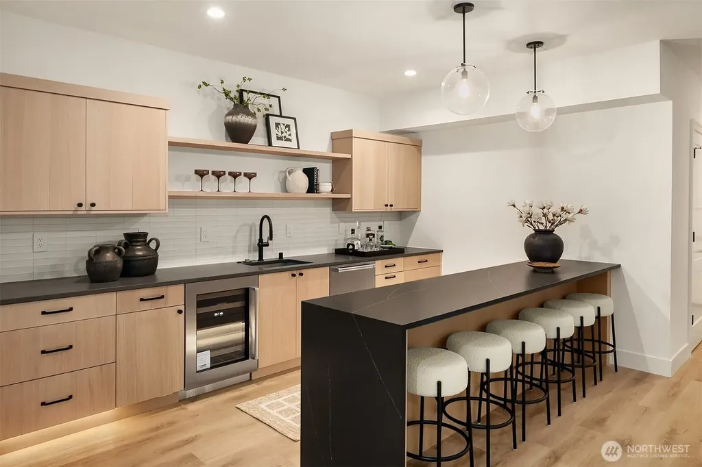 1706 111th Avenue NE Bellevue WA 98004