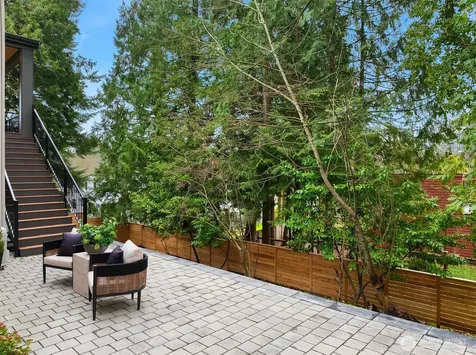 1706 111th Avenue NE Bellevue WA 98004