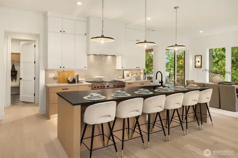 1706 111th Avenue NE Bellevue WA 98004