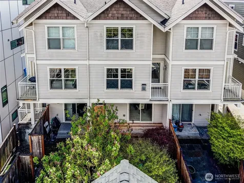 41 W Etruria Street Seattle WA 98119