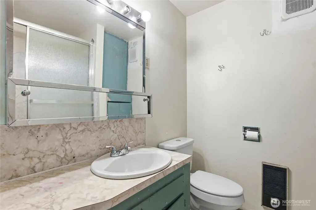 7316 166th Avenue E Sumner WA 98390