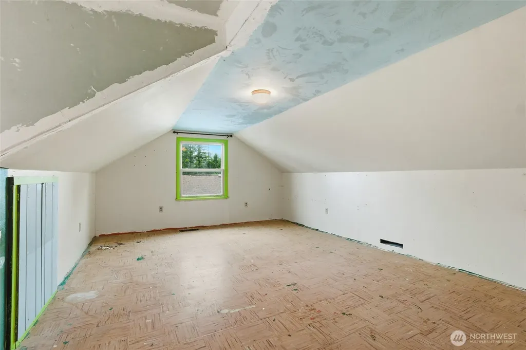 7316 166th Avenue E Sumner WA 98390