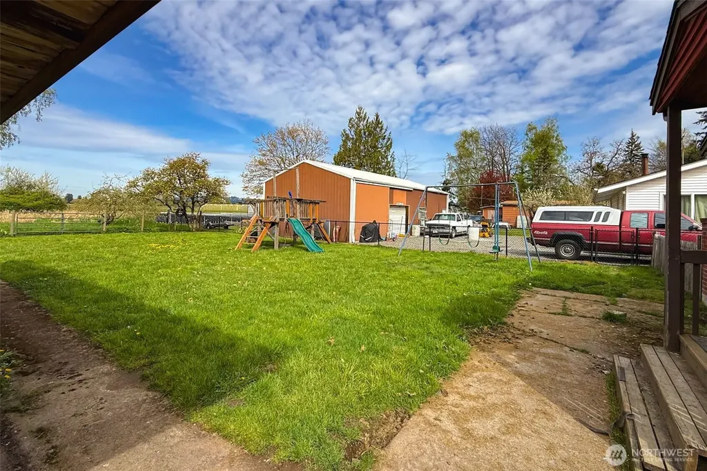 7316 166th Avenue E Sumner WA 98390