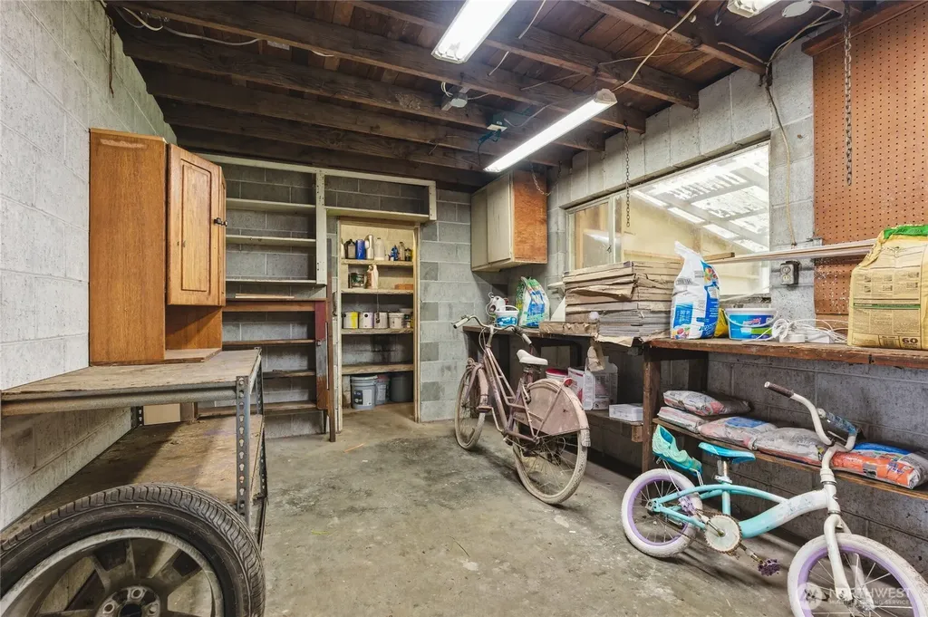 7316 166th Avenue E Sumner WA 98390