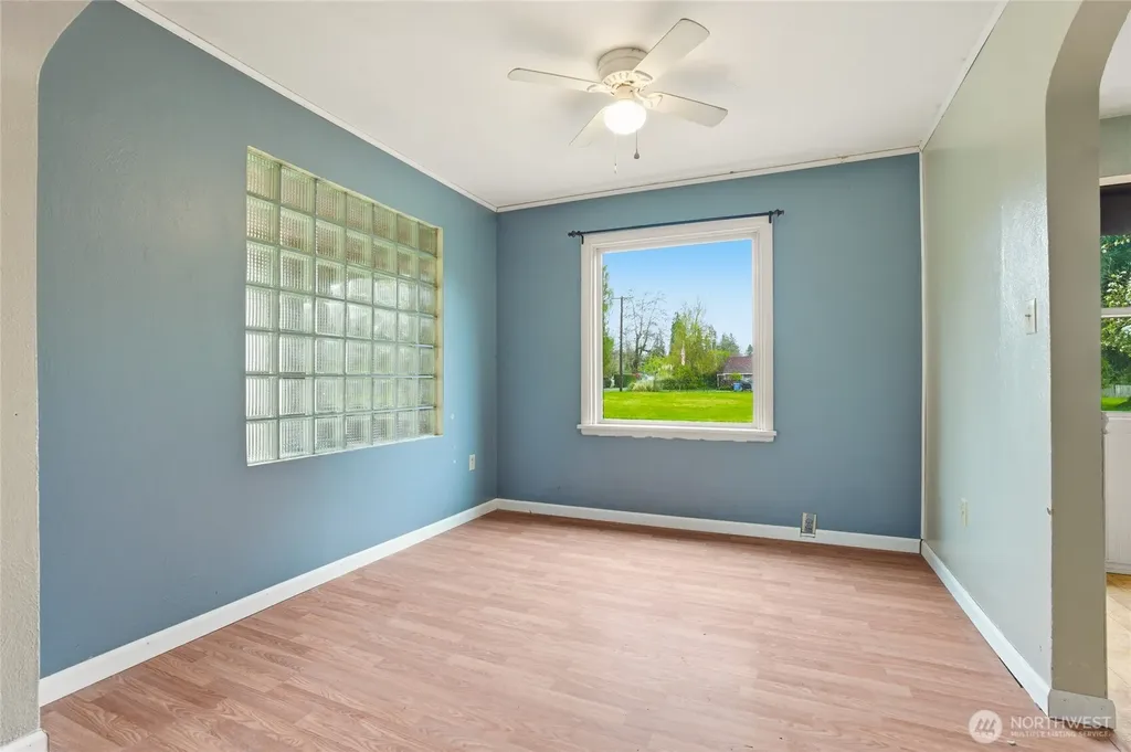 7316 166th Avenue E Sumner WA 98390