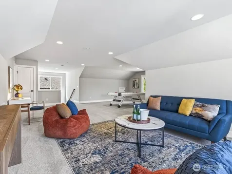 23973 NE 25th Street Sammamish WA 98074