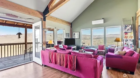 767 Bill Shaw Road Pateros WA 98846