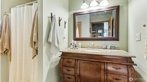 767 Bill Shaw Road Pateros WA 98846