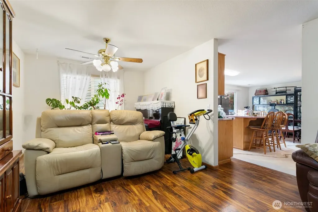 20121 12th Avenue E Spanaway WA 98387