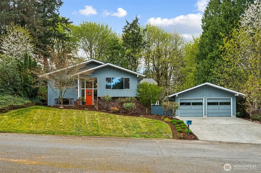 1828 Lakewood Circle SE Olympia WA 98501