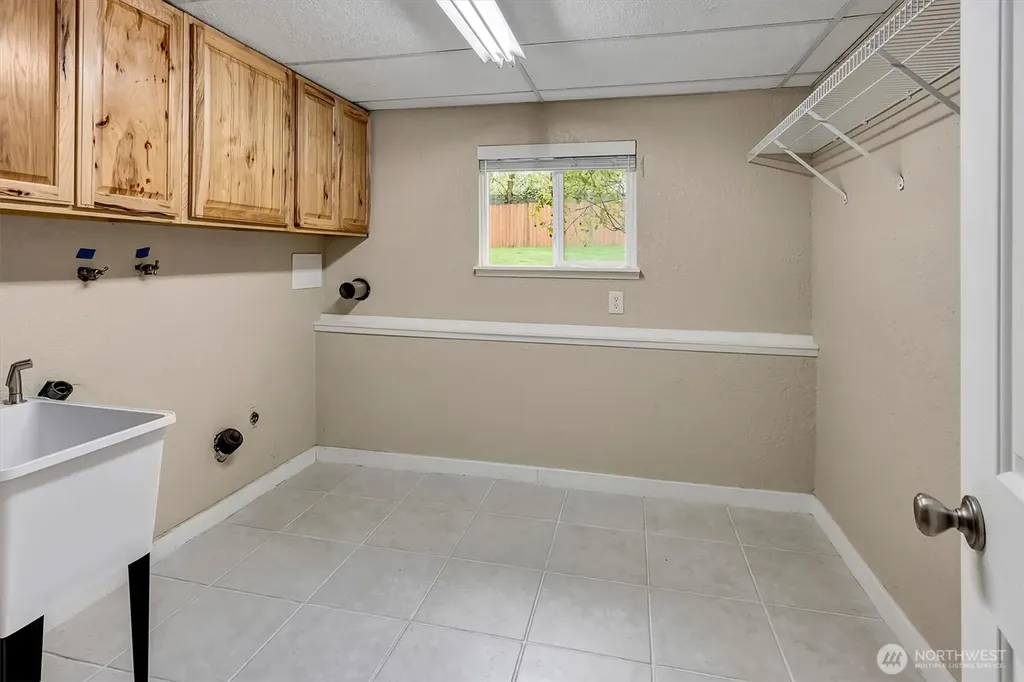 1118 207th Place SE Bothell WA 98012