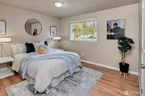 1118 207th Place SE Bothell WA 98012