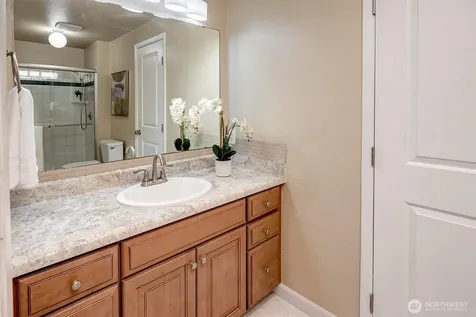 1118 207th Place SE Bothell WA 98012