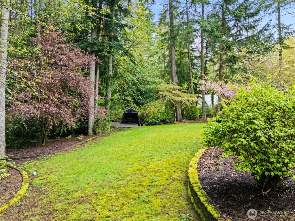 20623 Mainland View Place NE Suquamish WA 98392