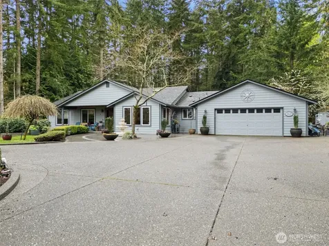 20623 Mainland View Place NE Suquamish WA 98392