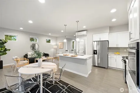 18901 12th Place W Lynnwood WA 98036