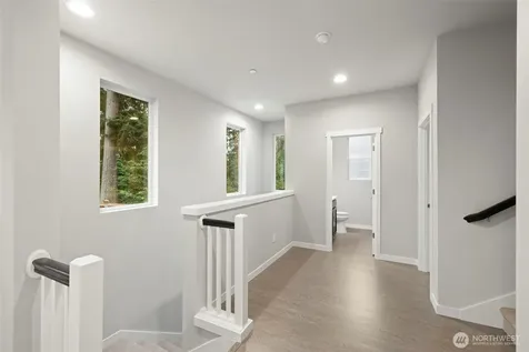 18901 12th Place W Lynnwood WA 98036