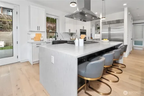 11855 89th Place NE Kirkland WA 98034
