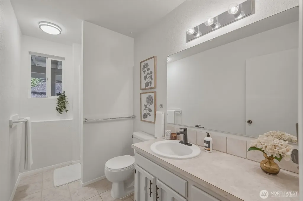 2066 Jefferson Avenue Bellingham WA 98229