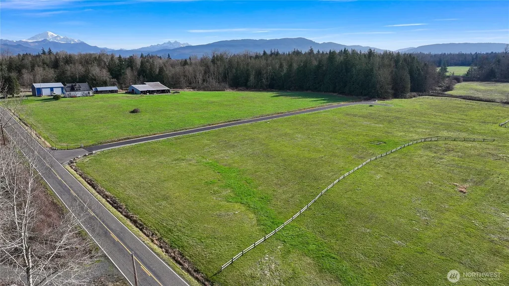 1379 Ten Mile Road Everson WA 98247