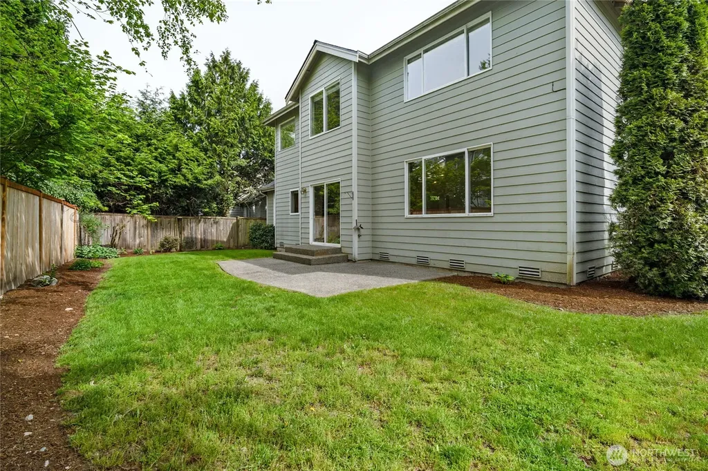 18636 172nd Place SE Renton WA 98058