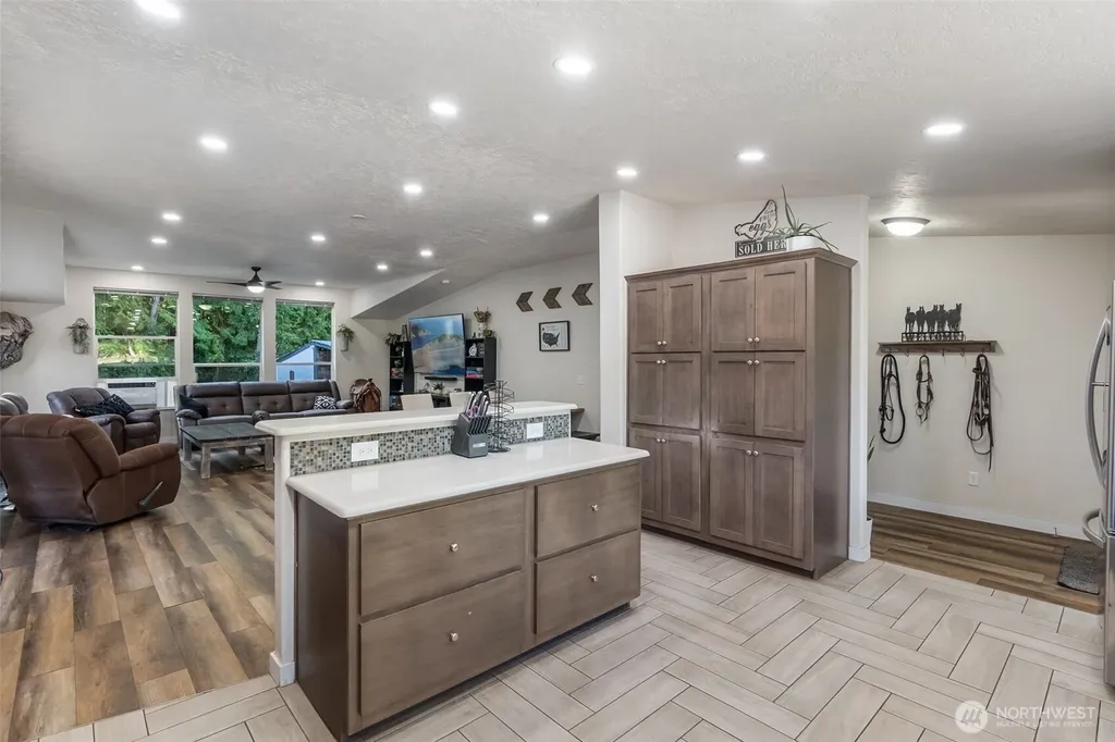 9241 Littlerock Road SW Olympia WA 98512